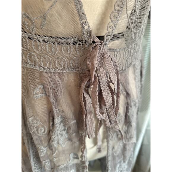 POL Kimono Duster Womens One Size Embroidered Floral Lace Gray Festival - Picture 4 of 8
